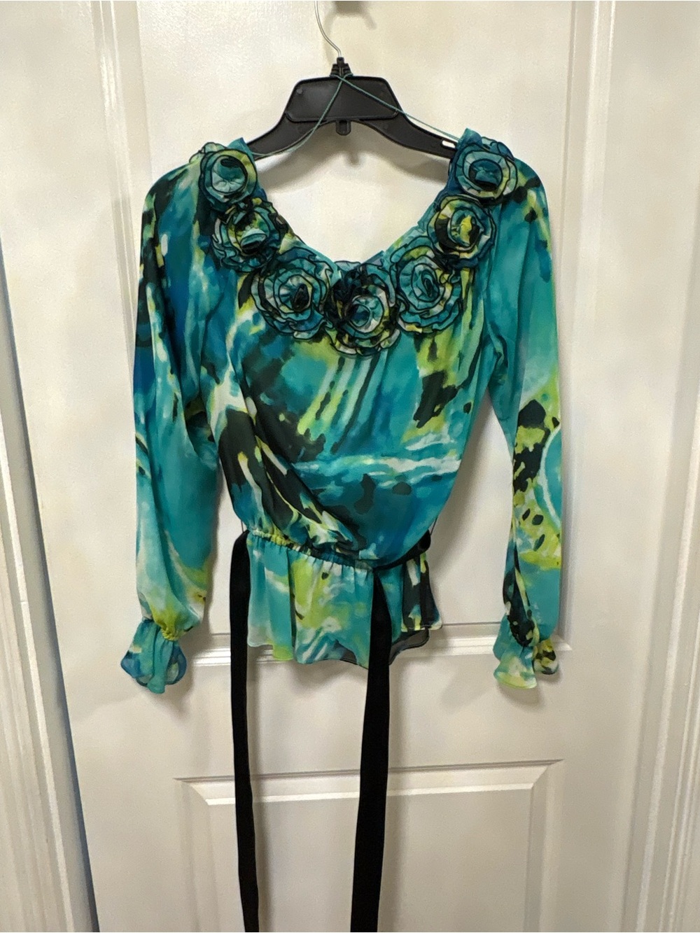 Victor Costa Teal Floral Appliqué Long-Sleeve Blouse